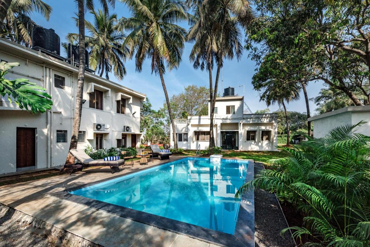 Saffronstays Gaia, Alibaug - Pool Villa Near Mandwa Jetty Perfect For Large Groups Алибаг Экстерьер фото